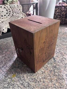 Vintage Toystalgia Wooden 1980 Coin Bank Music Box Clown Theme Working